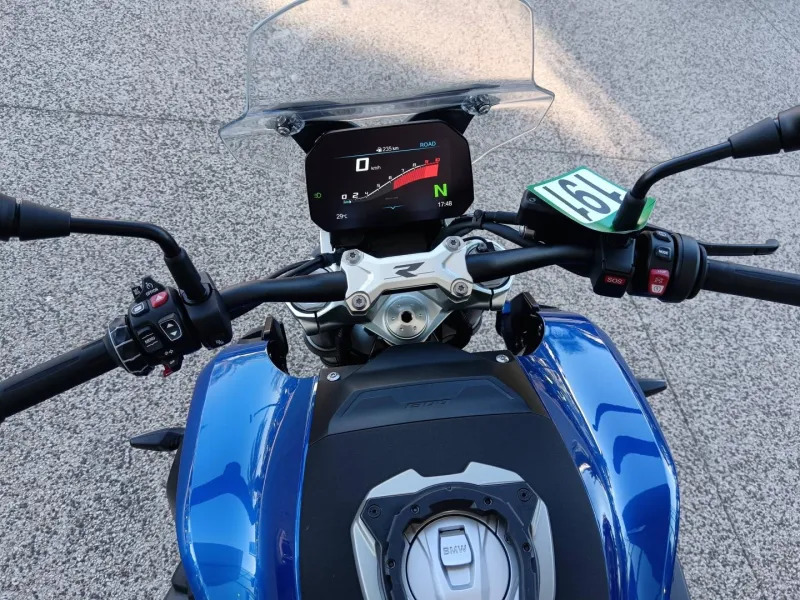 BMW 1300 R full pack + options