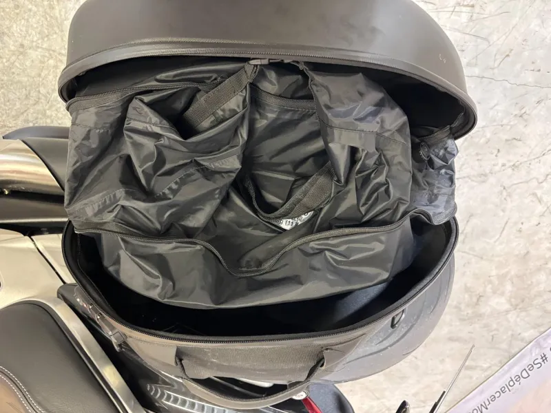 TRIUMPH Rocket III 2500 R 221 Spéciale Edition