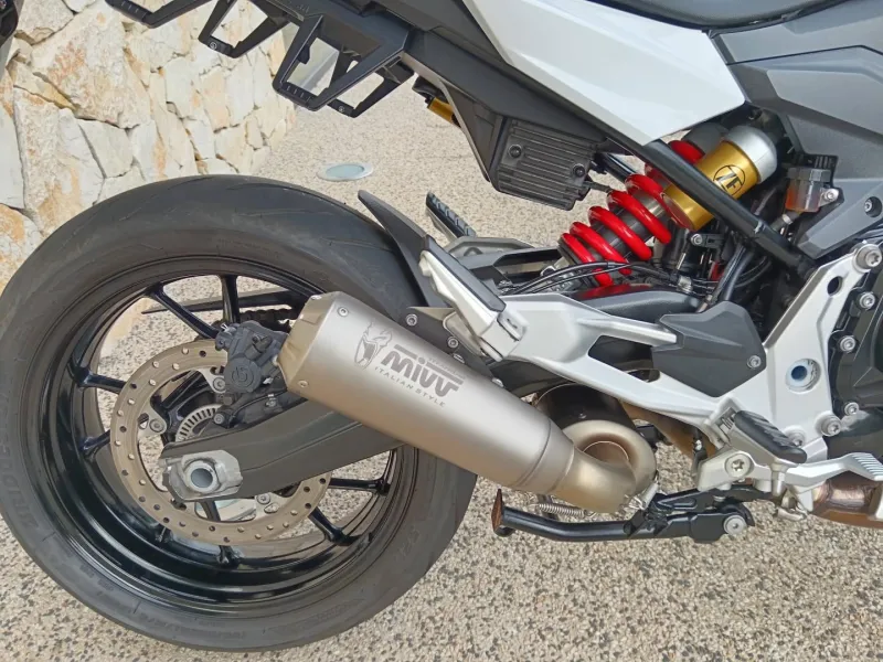 BMW 900 R A2  FULL PACK
