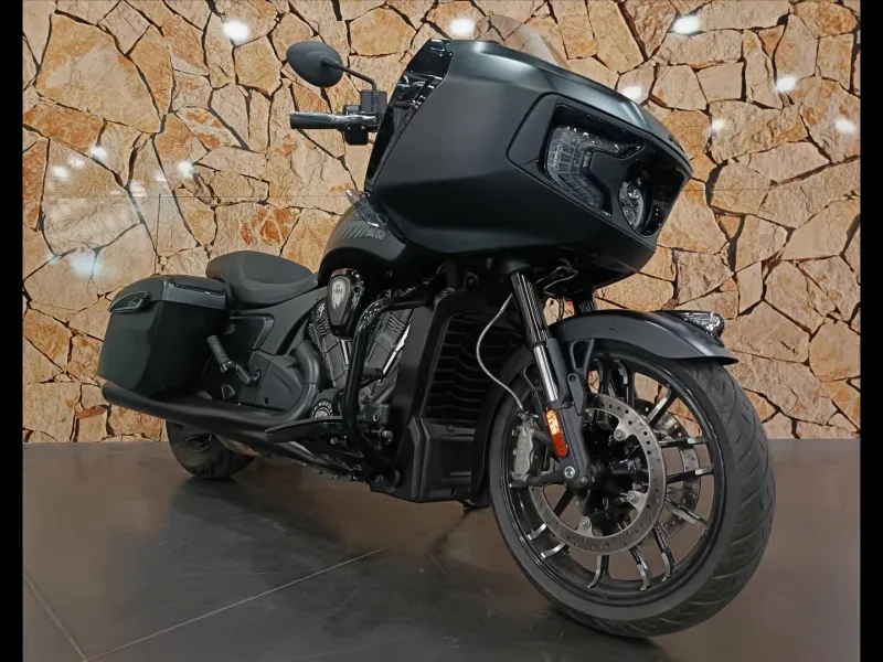 INDIAN 1768 Dark Horse 2025