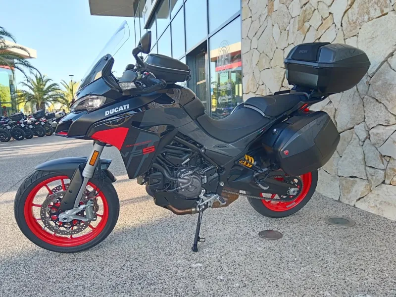 DUCATI V2 S 937 Travel