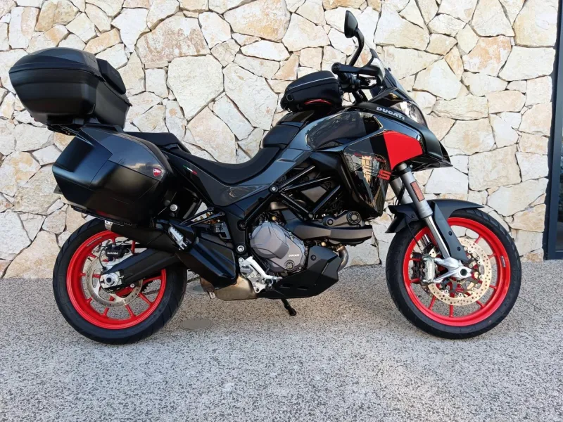 DUCATI V2 S 937 Travel