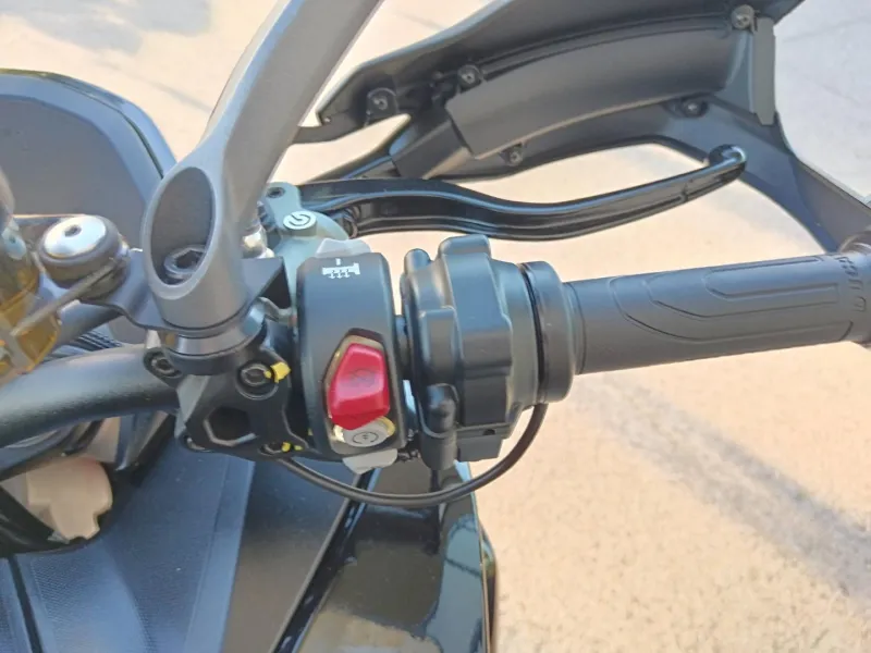 DUCATI V2 S 937 Travel