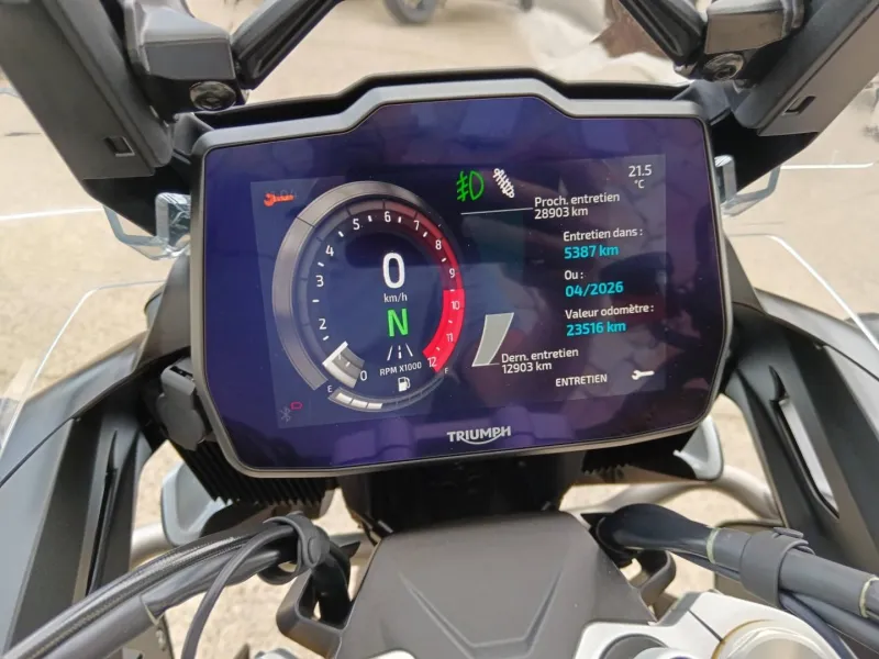TRIUMPH 1200 Rally Pro full options