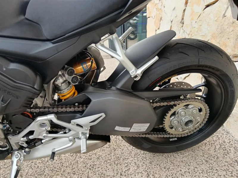DUCATI 1103  V4 S 2023. 60 km réel