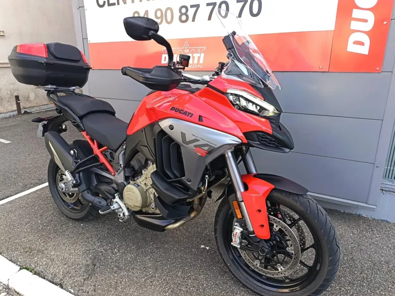 DUCATI V4 S 1ERE MAIN (Ex Démo) + Top Case