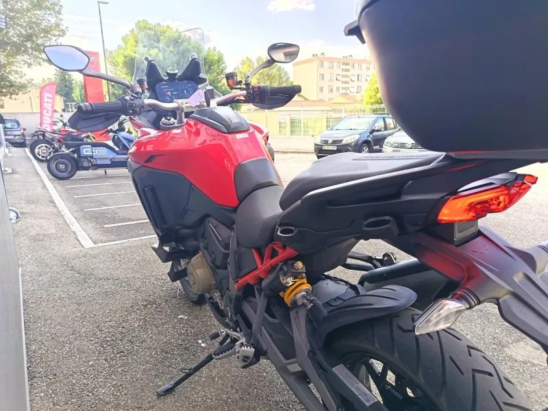 DUCATI V4 S 1ERE MAIN (Ex Démo) + Top Case