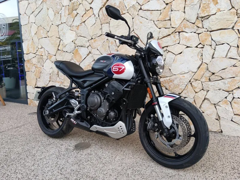 TRIUMPH 660 82cv Tribute Edition