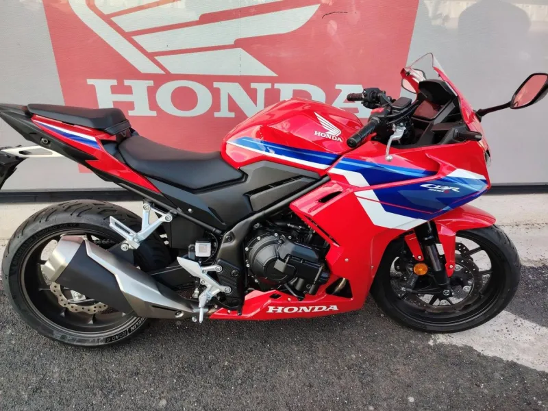 HONDA CBR 500 R E-Clutch 2026