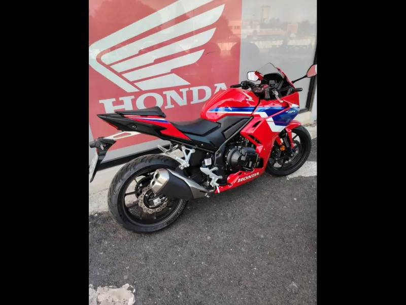 HONDA CBR 500 R E-Clutch 2026