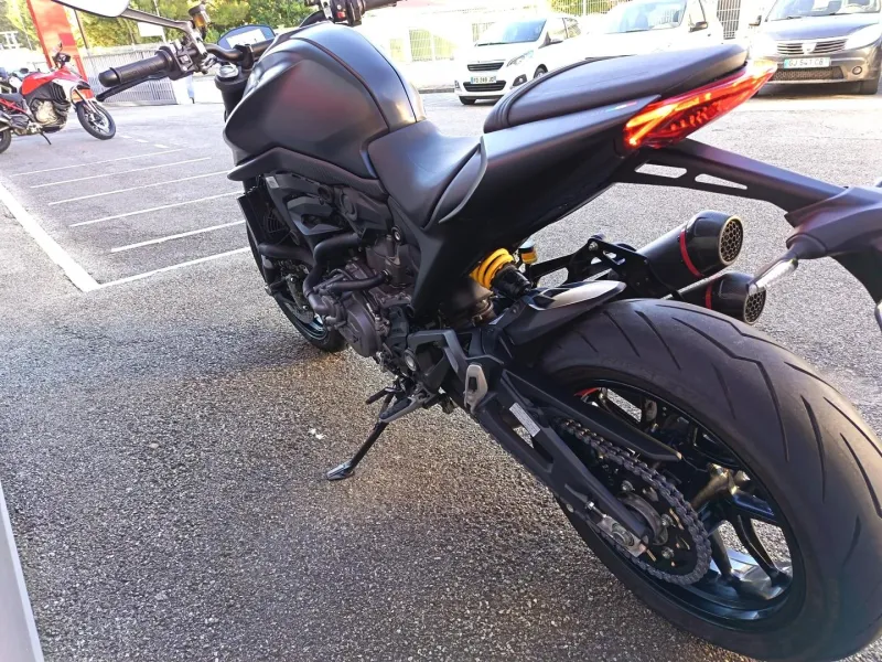 DUCATI + 937 1ère main Silencieux racing Termignoni