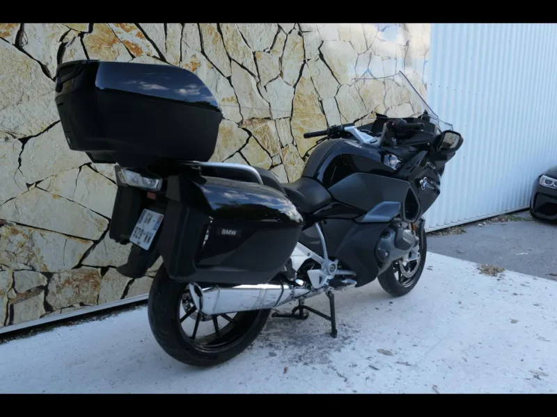 BMW 1250 RT Style Triple Black Finition Pro + Radio + Top Case ( R1250RT / R1250 RT )