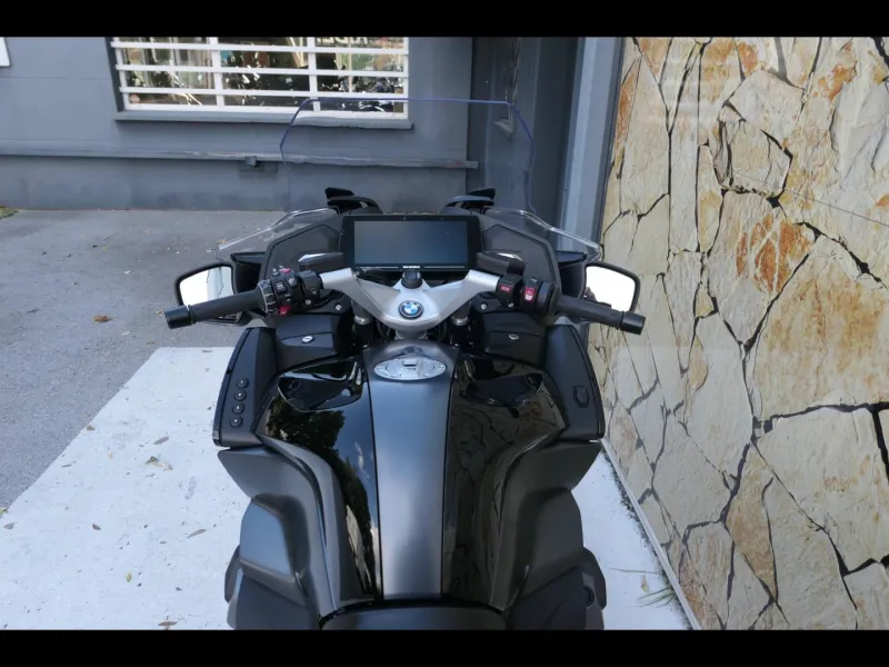 BMW 1250 RT Style Triple Black Finition Pro + Radio + Top Case ( R1250RT / R1250 RT )