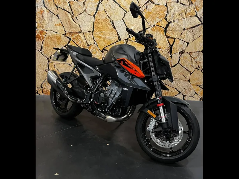 KTM Duke 990