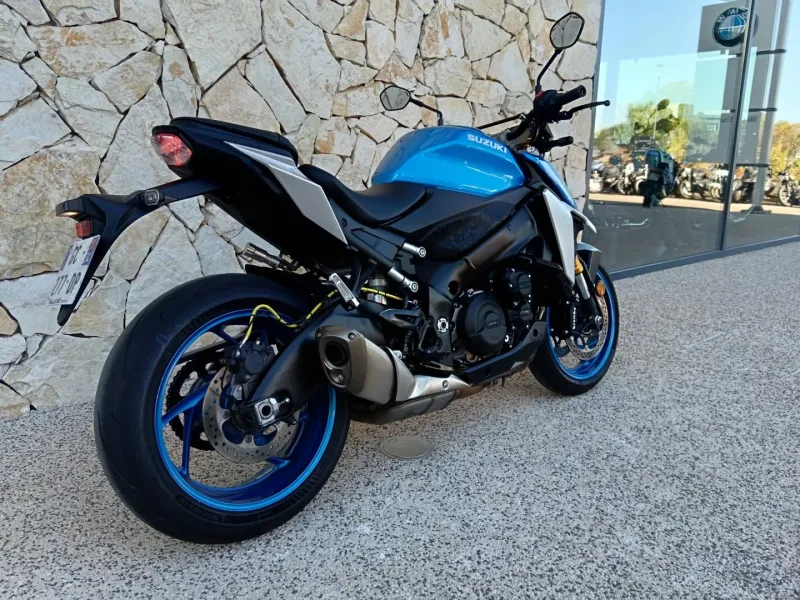 SUZUKI 1000 + OPTION