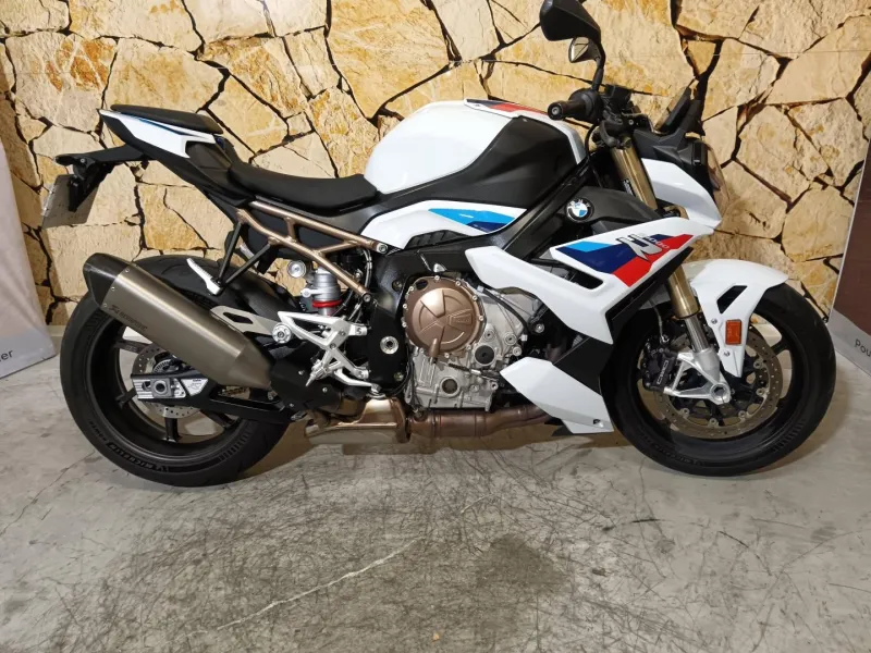 BMW 1000 R