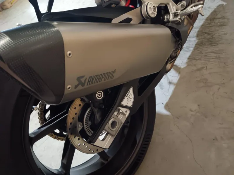 BMW 1000 R