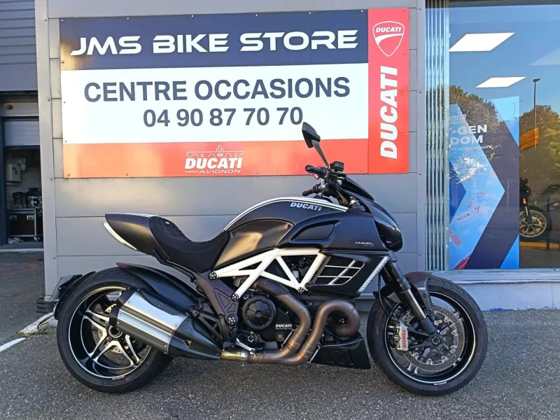 DUCATI 1200 AMG ABS