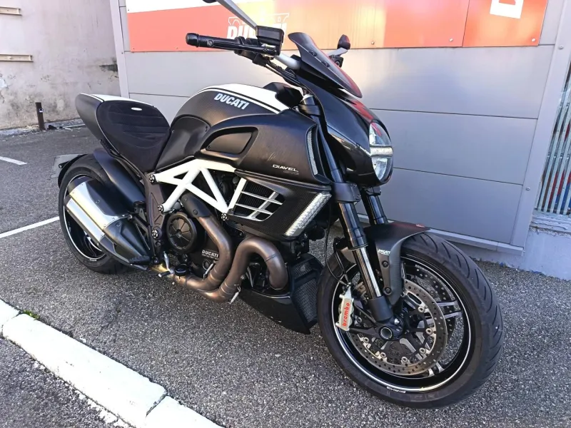 DUCATI 1200 AMG ABS