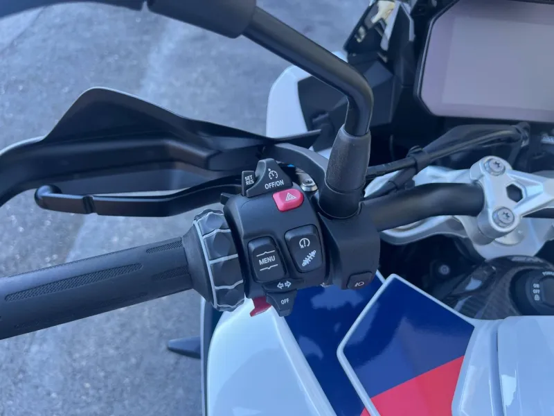 BMW S 1000 XR