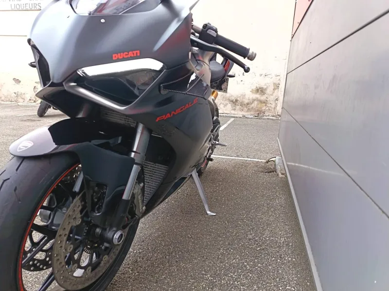 DUCATI V2 955 1ERE MAIN GTIE 1 AN
