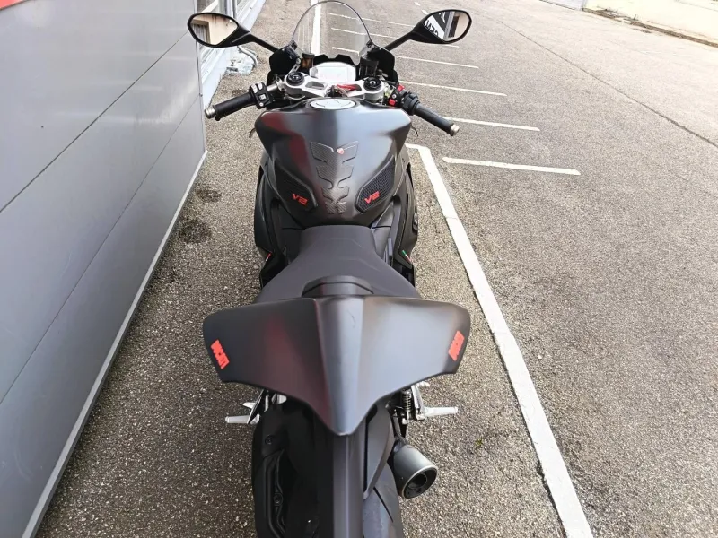 DUCATI V2 955 1ERE MAIN GTIE 1 AN
