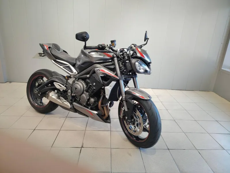 TRIUMPH 765 RS REVISEE GARANTIE