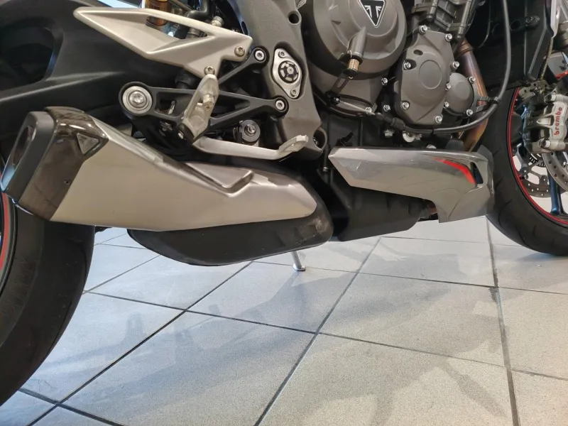 TRIUMPH 765 RS REVISEE GARANTIE