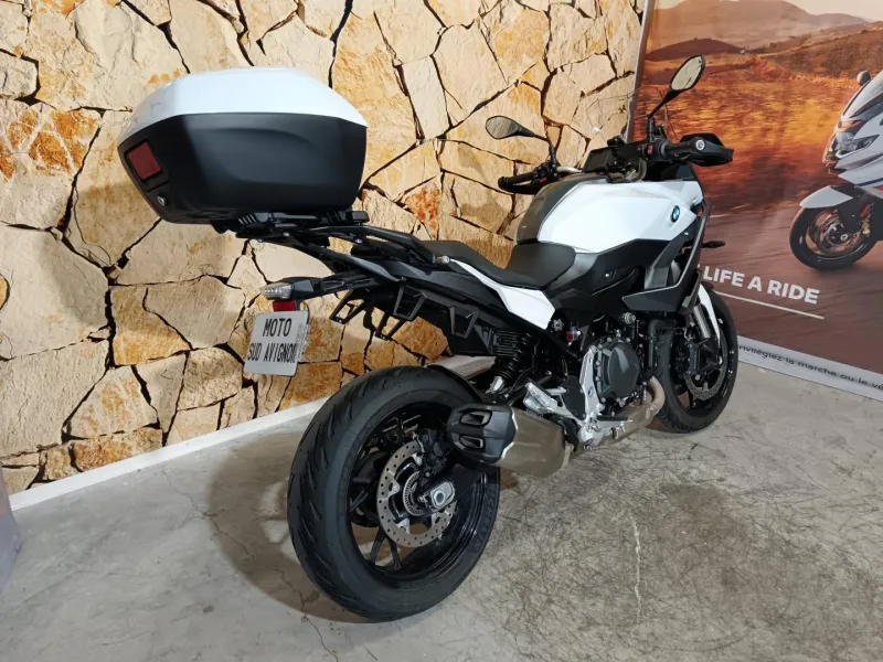BMW F 900 XR