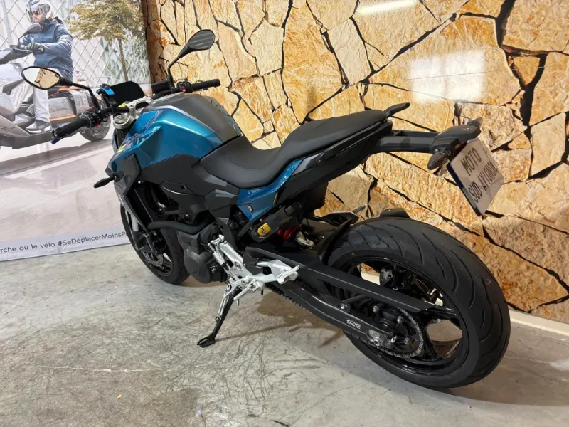 BMW F 900 R A2 2025