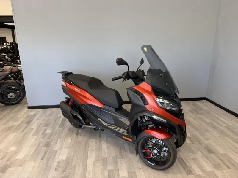 PIAGGIO MP3 400 HPE Sport