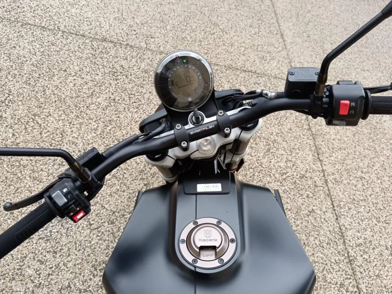 HUSQVARNA 701 2020