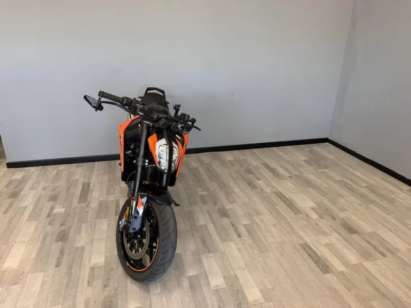 KTM DUKE L 2023 NR