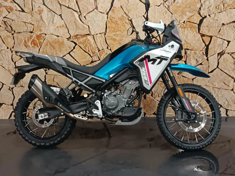 CF MOTO MT .