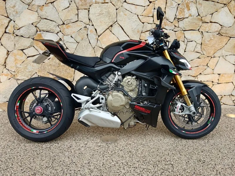 DUCATI 1103  V4 S. Garantie 12 mois V4S