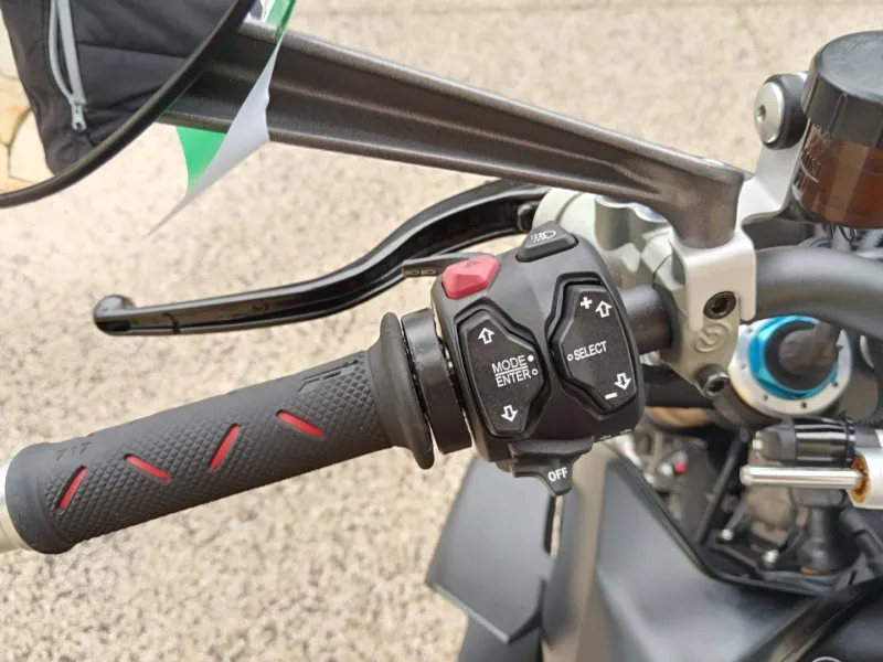 DUCATI 1103  V4 S. Garantie 12 mois V4S