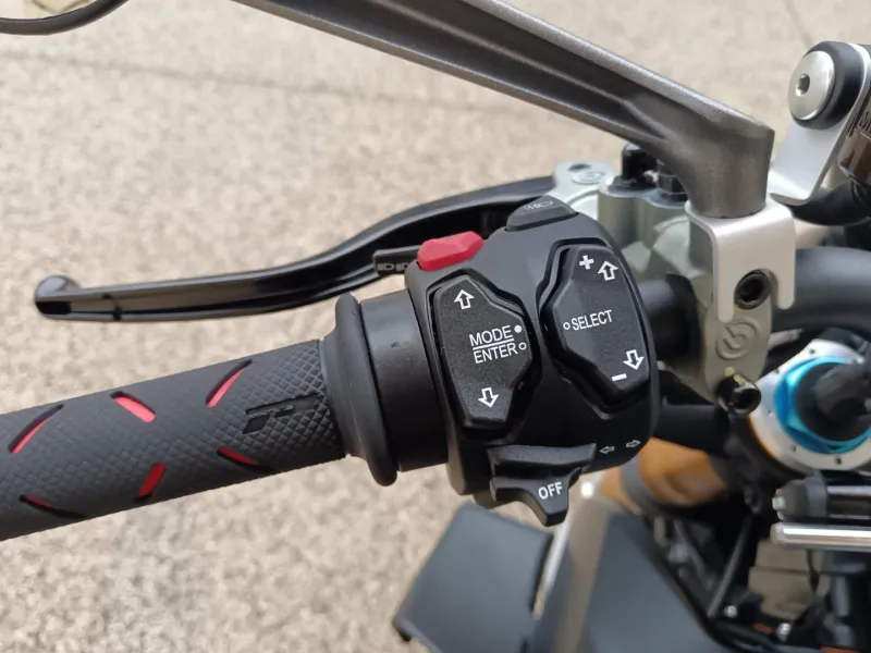 DUCATI 1103  V4 S. Garantie 12 mois V4S