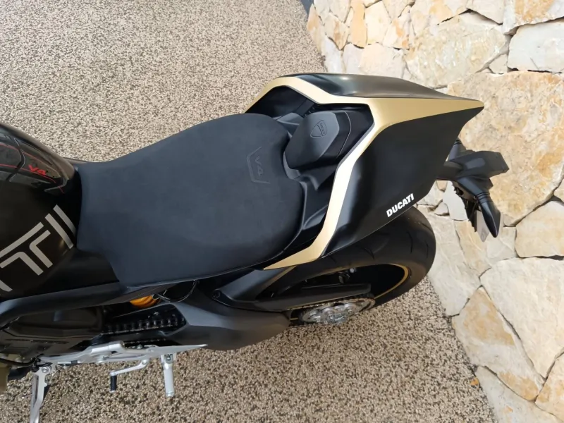 DUCATI 1103  V4 S. Garantie 12 mois V4S