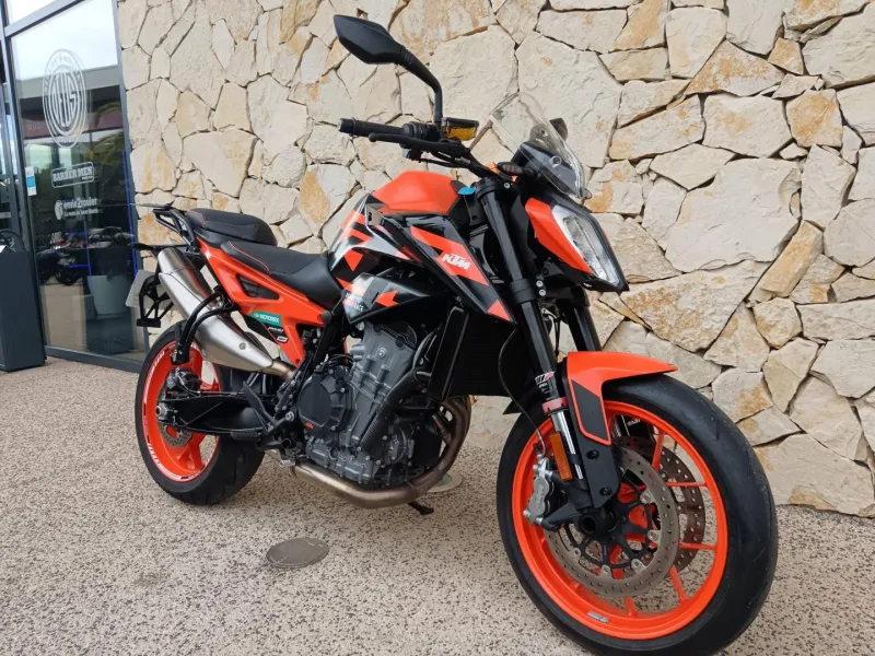 KTM 890 GP + options