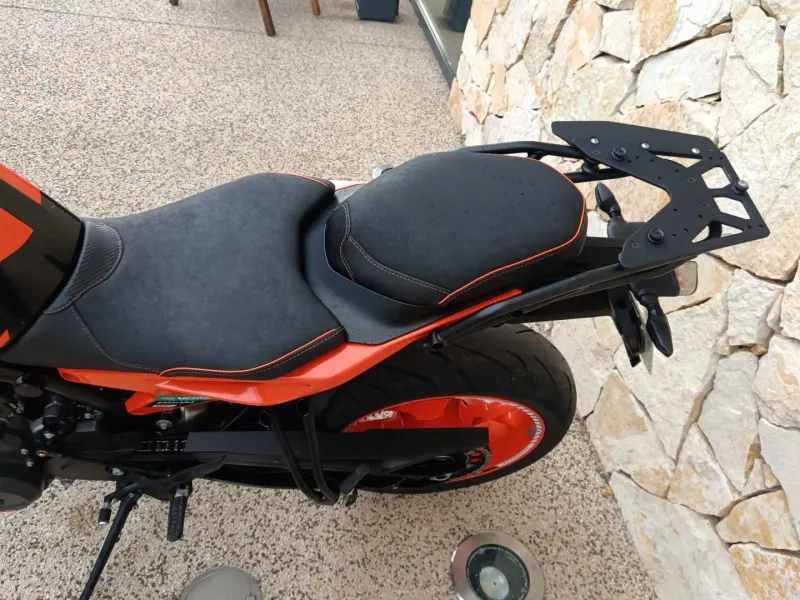 KTM 890 GP + options
