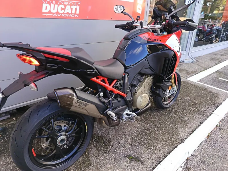DUCATI V4S Pikes Peak 1ERE MAIN GTIE 12 MOIS