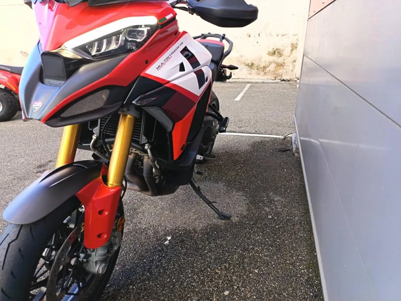 DUCATI V4S Pikes Peak 1ERE MAIN GTIE 12 MOIS