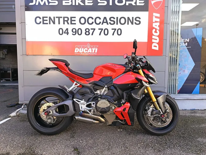 DUCATI V4 S 1ERE MAIN GTIE 29/05/2027 9500€ ACCESSOIRES
