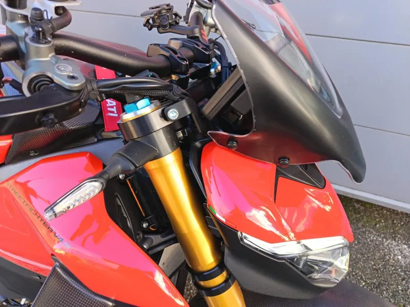 DUCATI V4 S 1ERE MAIN GTIE 29/05/2027 9500€ ACCESSOIRES