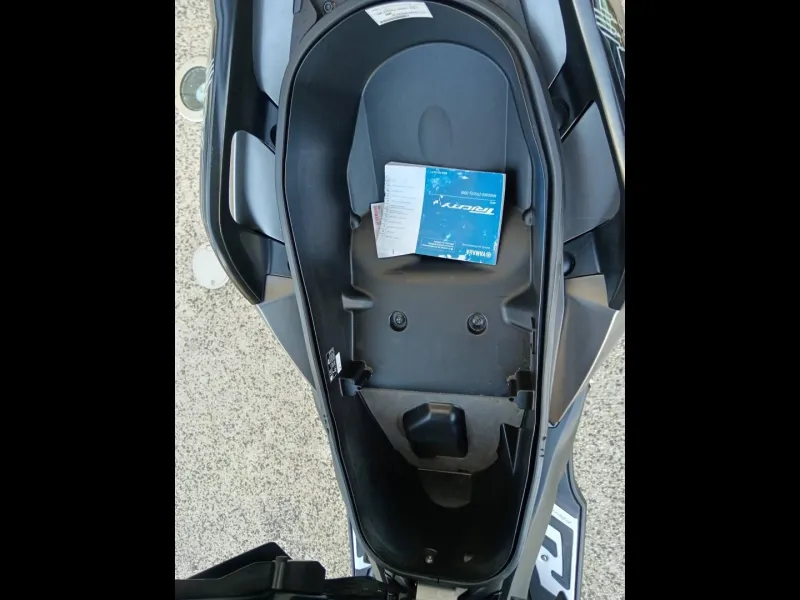 YAMAHA 300 ABS 2023 + option top case