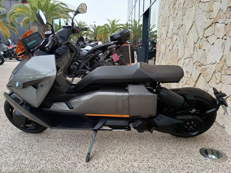 BMW 11kW CE-04 CE04  125 CM3