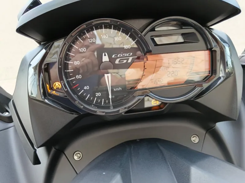 BMW 650 GT version 719 + option c650 gt