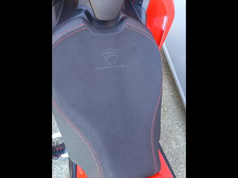 DUCATI V4 S Silencieux Akrapovic gtie 1an